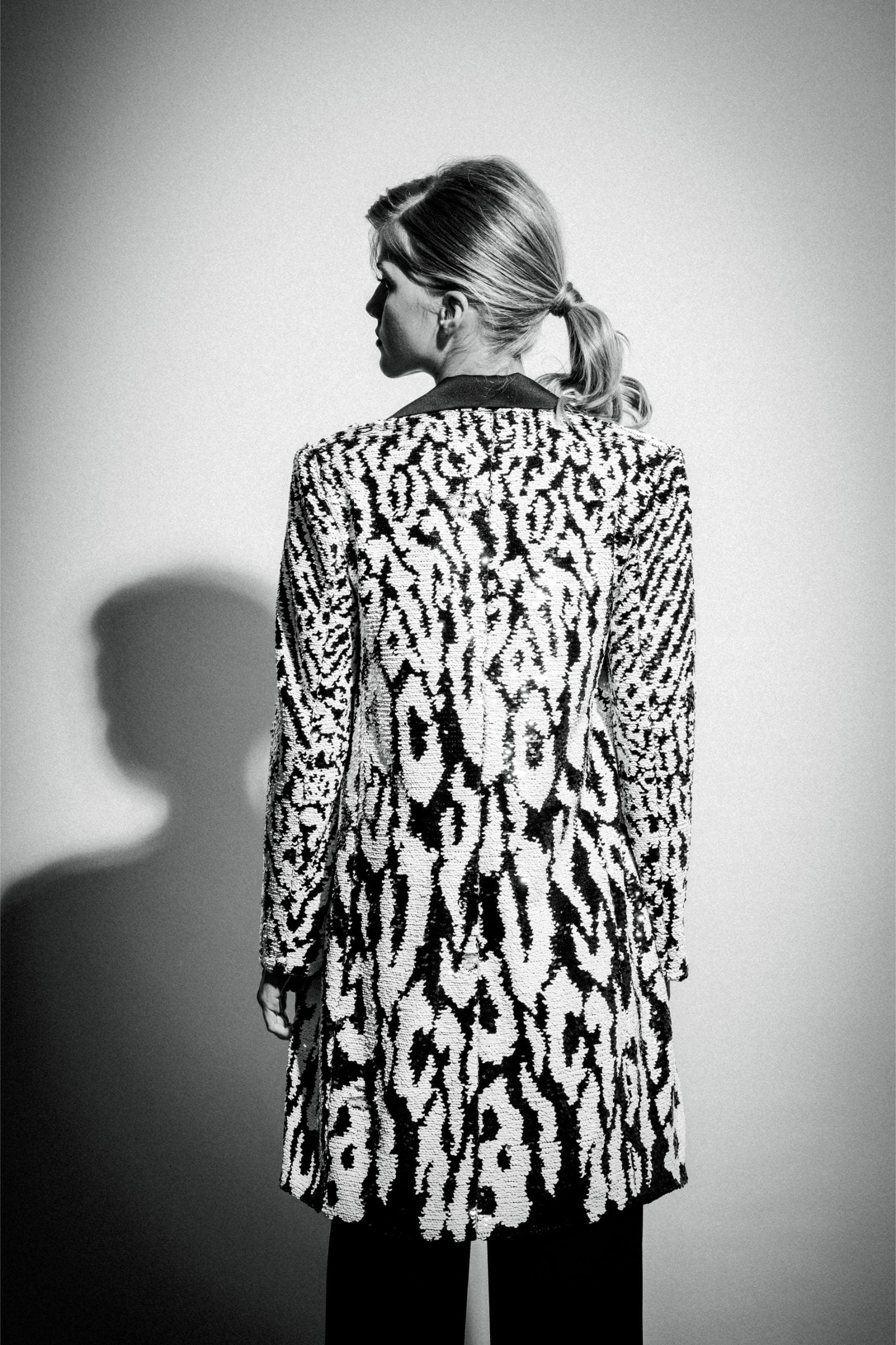 Black White Long Payette Sequins Blazer