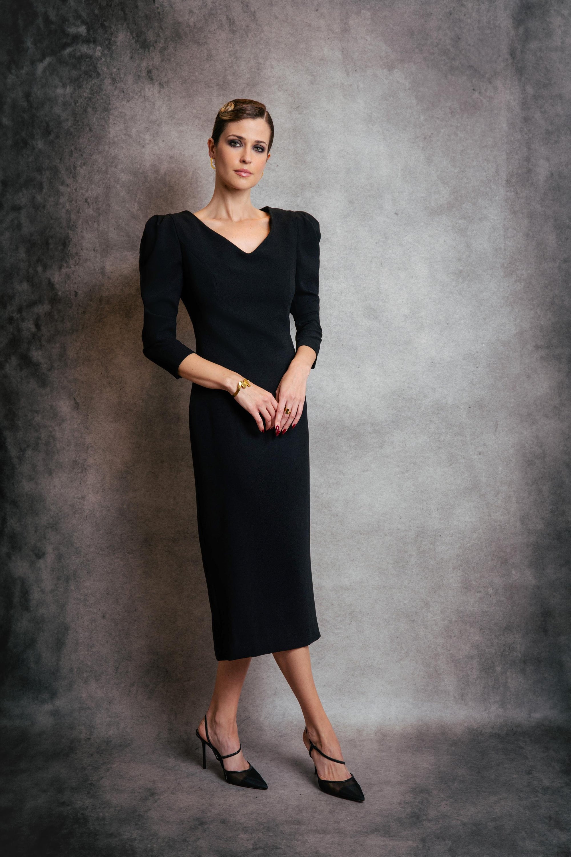 Black Puff-sleeved Midi Dress