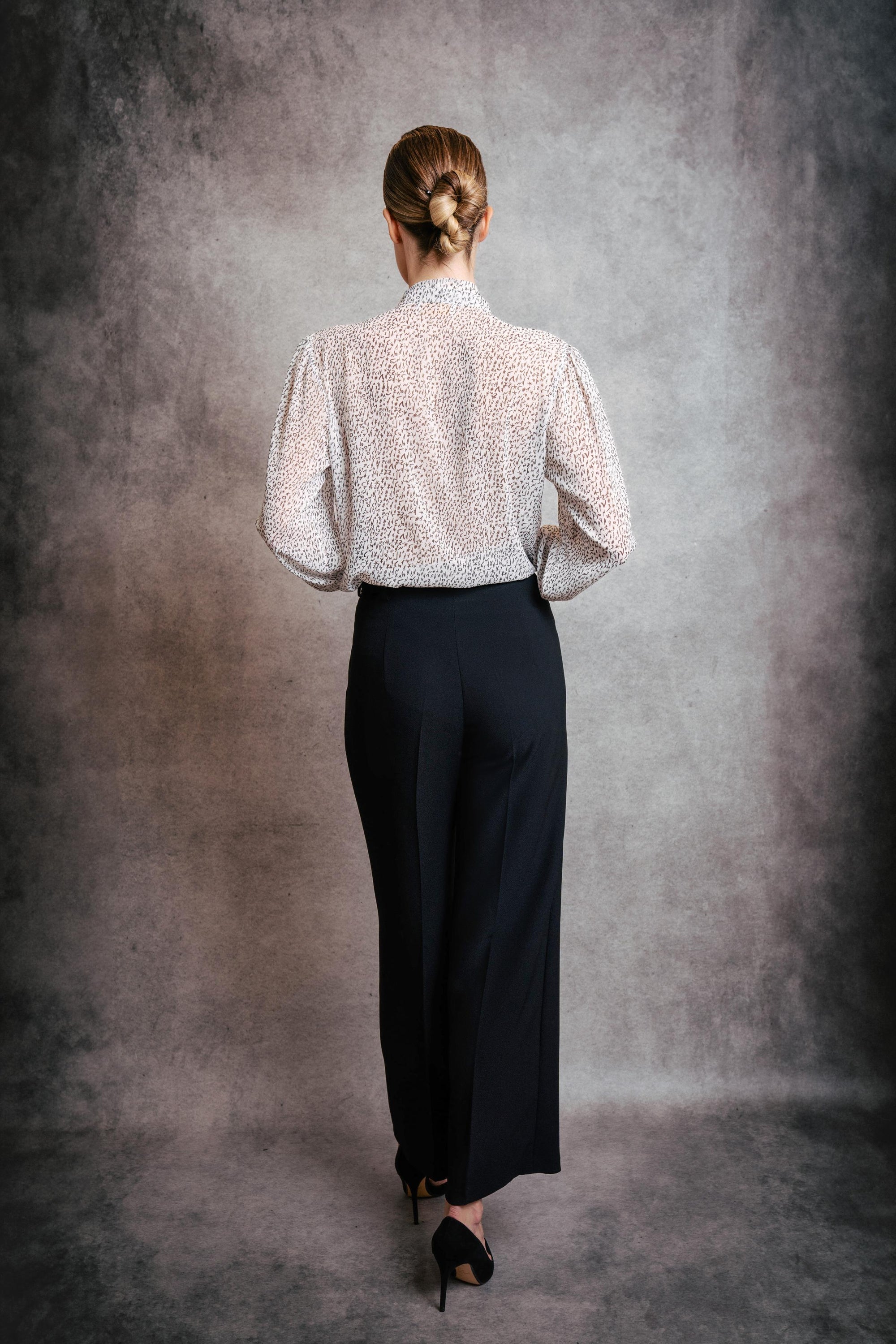 Black and White Bosančica Letters Print Long Sleeve Chiffon Shirt