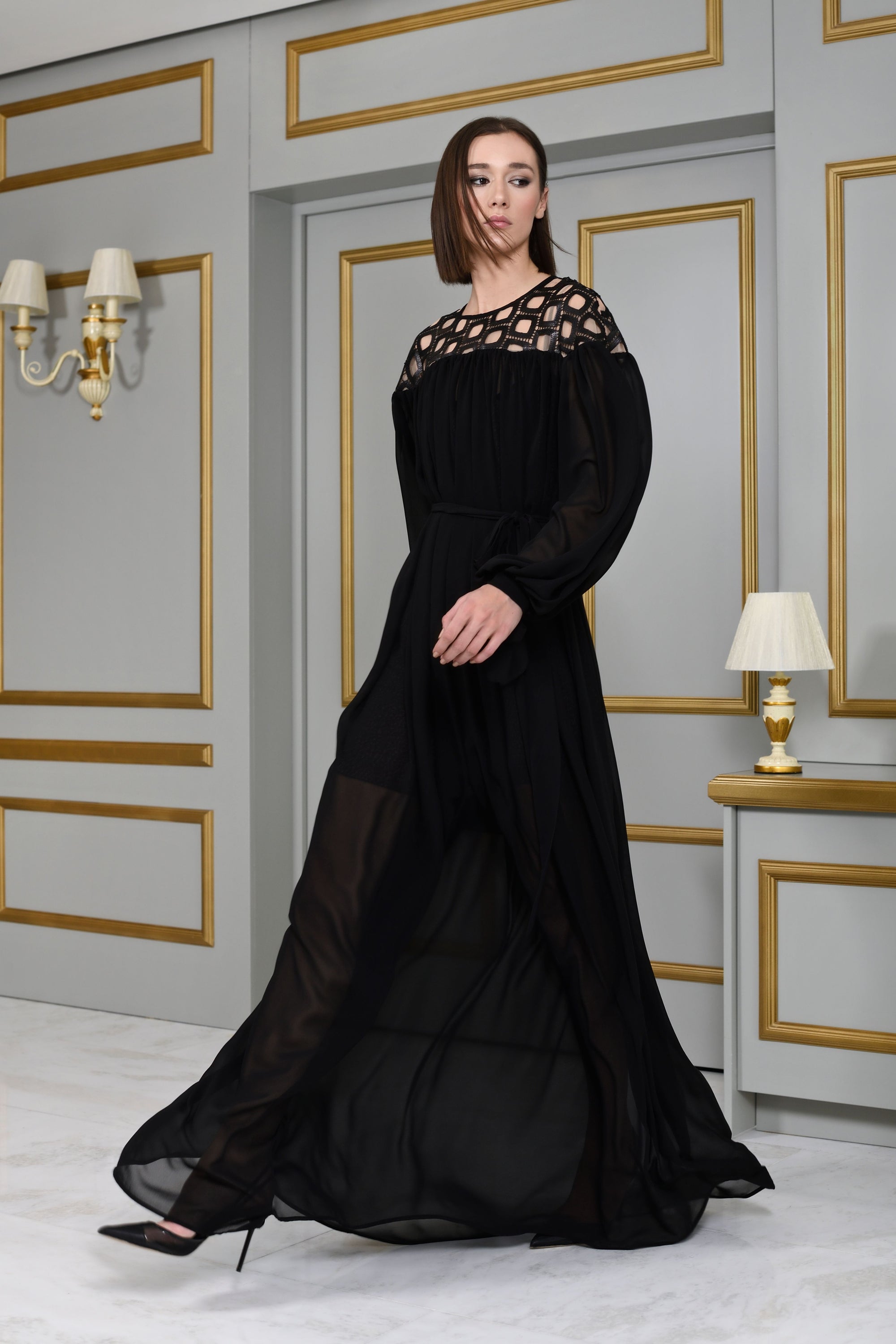 White Chiffon Lace Detailed Abaya Cape