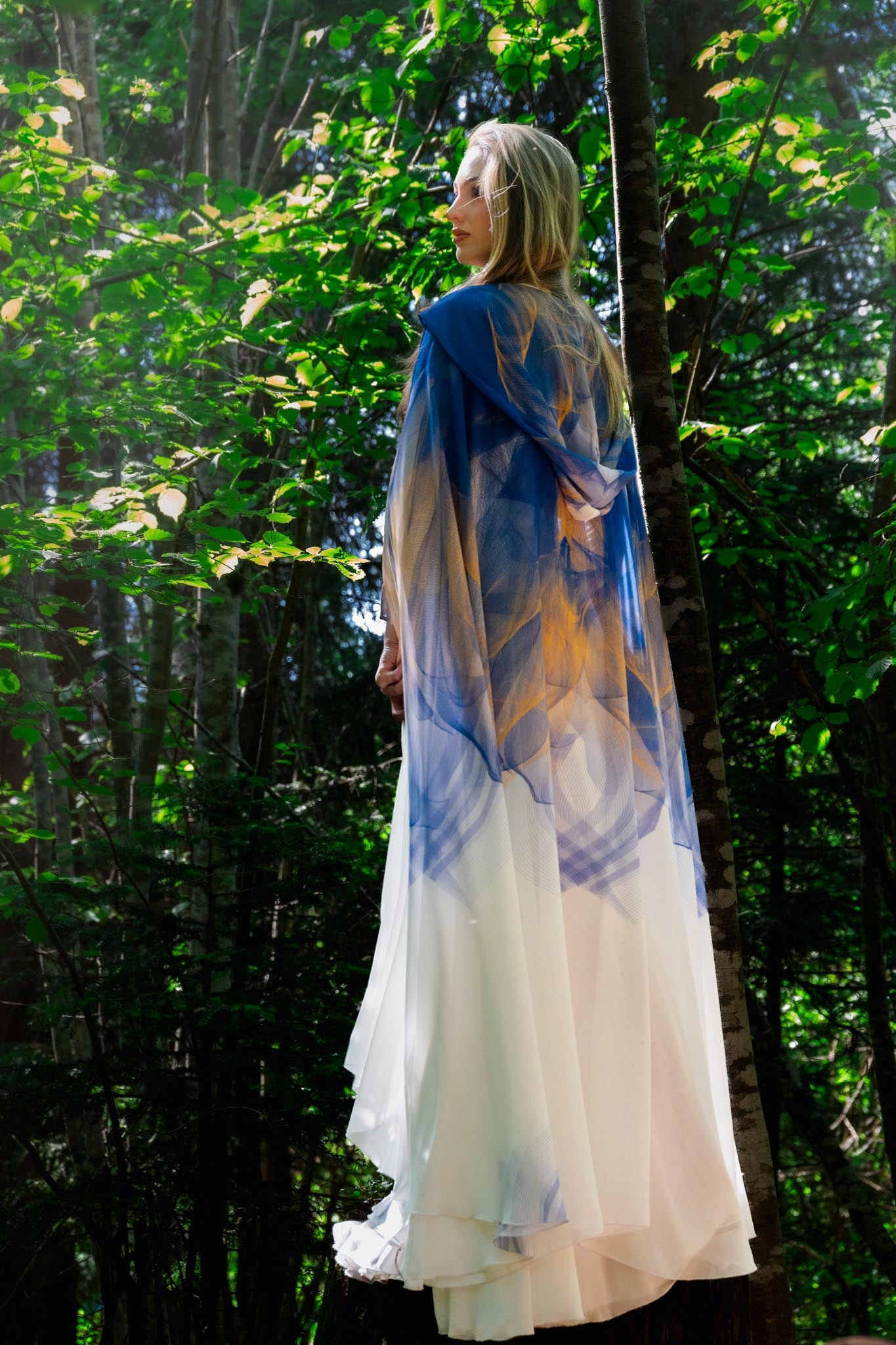 White, Blue and Yellow Lilicum Bosniacum Custom Print Hooded Abaya Cape
